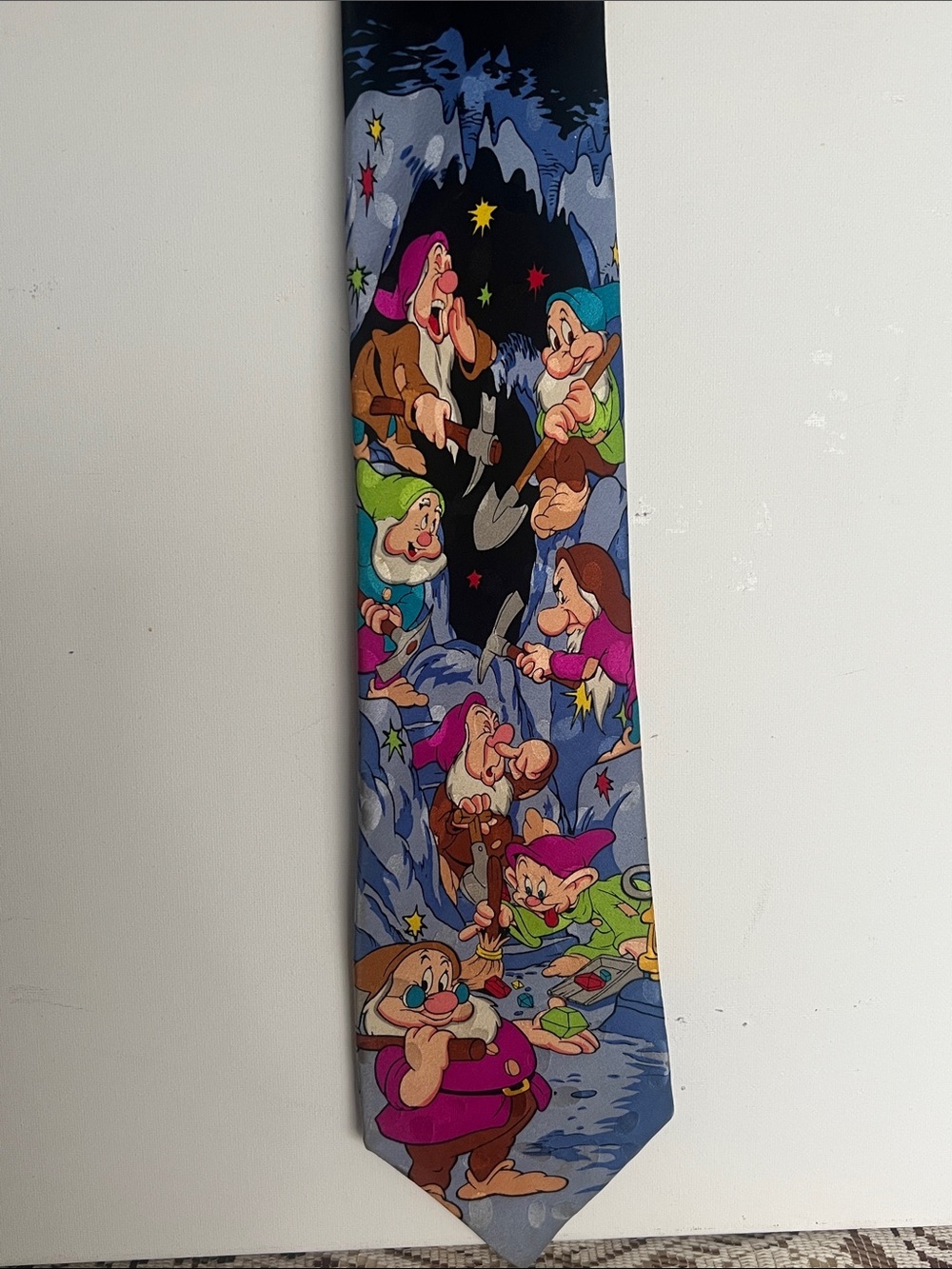 Vintage Disney Store Dwarfs Silk Tie